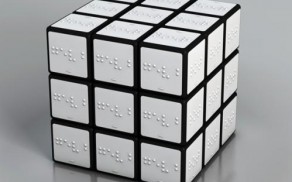 Witte Rubiks kubus, braille uitvoering